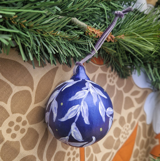 Dark Blue White Leaves Bauble